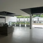 Ap Novo Ubatuba com Varanda Gourmet, Piscina e Wi-Fi